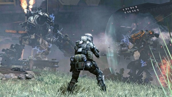 'Titanfall' Released: New Xbox One Game Could Level PS 4 Playing Field