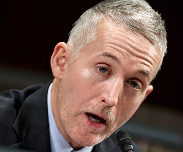 Benghazi Panel Chair Trey Gowdy Blames Clinton for Attack