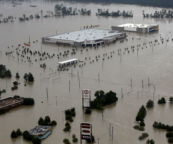 Banker: 'You Can't Rebuild Houston Without Mexican Labor'