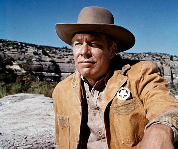 George Kennedy, Oscar-Winning Actor Often Cast as a Bad Guy, Dies at 91