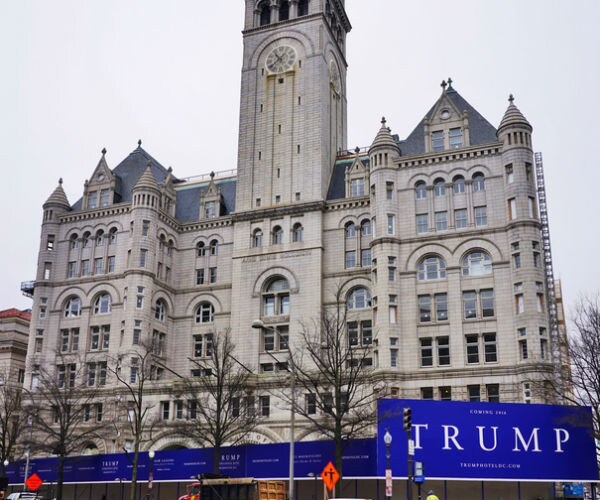 Trump Asks Judge to Dismiss DC Hotel 'Emoluments' Suit