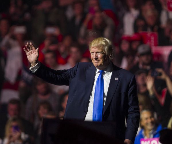 Trump 2020: Soon-to-Be POTUS Reveals Slogan for Re-election Campaign