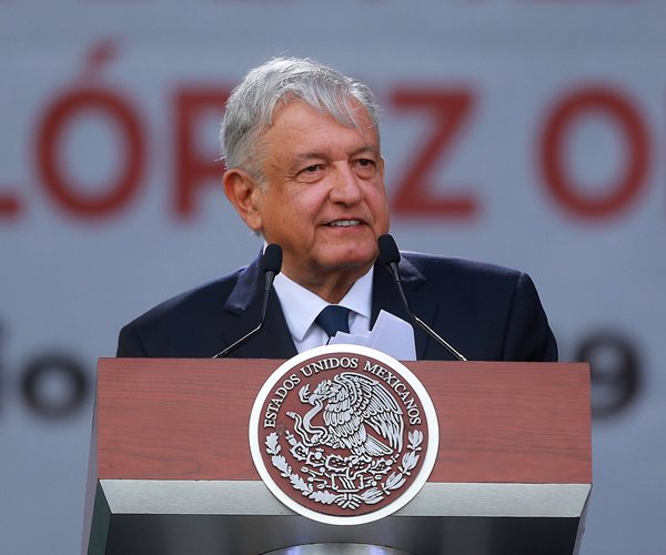 Mexican President Thanks Trump for Tariff Comments as Peso Strengthens