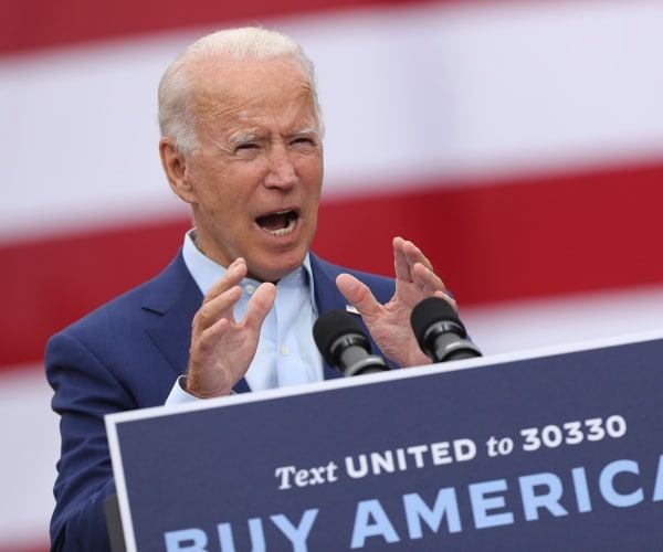 joe biden speaks to crowd