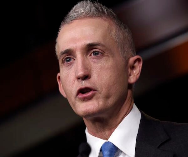 House Benghazi Panel Says State Dept to Hand Over Documents Tuesday