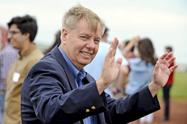 Bachelor Lindsey Graham: He'll Have 'Rotating First Lady' If Elected