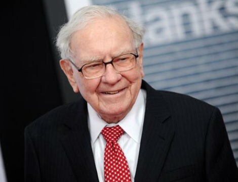 Buffett's Berkshire Buys 5% Stake Each in 5 Japanese Trading Companies