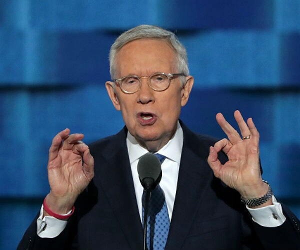 Harry Reid Challenges Trump to Take US Citizenship Test