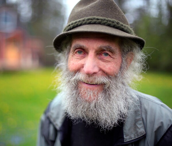 Burt Shavitz, Co-Founder of Burt's Bees, Dies at 80