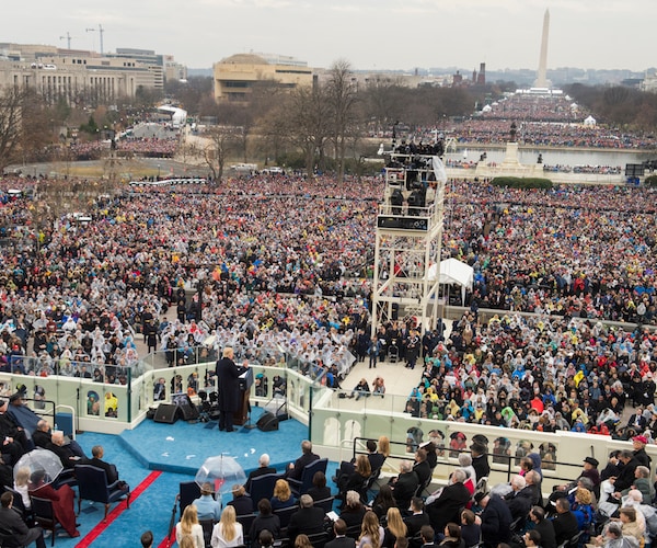 NYT: Spicer Regrets Berating Reporters Over Inaugural Crowd