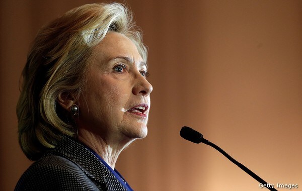 Clinton Role in 2014 to Lay Foundation for 2016