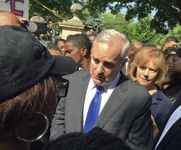 Minn. Gov. Mark Dayton: Black Driver Wouldn't Be Dead If He Were White