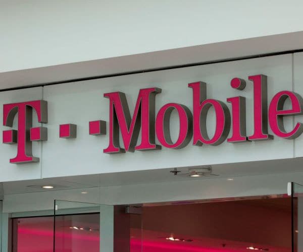 T-Mobile Probing Claim Hackers Got Data of 100M Subscribers