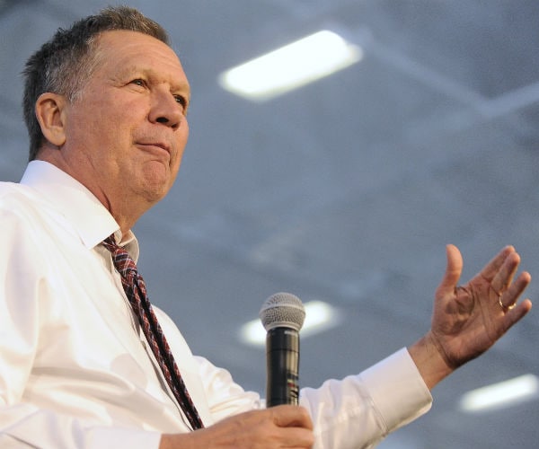 Kasich Booed at Town Hall: 'Delegates Are Going to Choose'