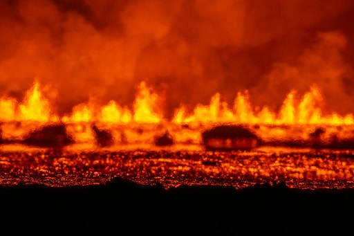 Volcano on Iceland's Rekjanes Peninsula Erupts for the 7th Time in a Year