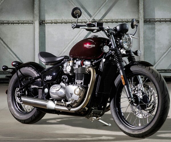 Bonneville Bobber Triumph's Entry in New Motorcycle Race