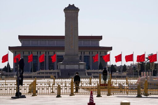 New Leaders, Economy to Dominate China's Legislative Session