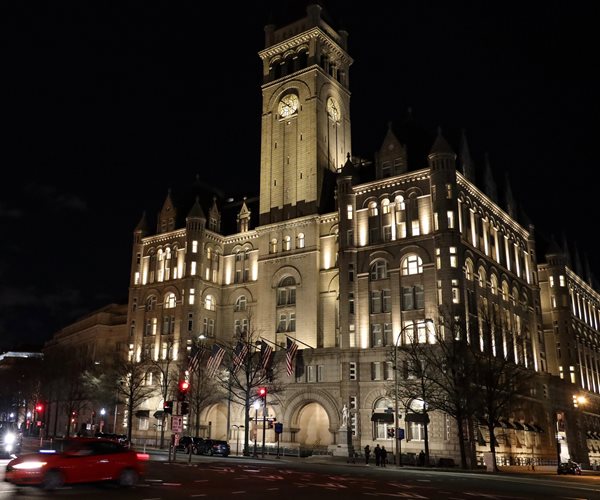 Federal Appeals Court Hands Win to Trump in Hotel 'Emoluments' Case