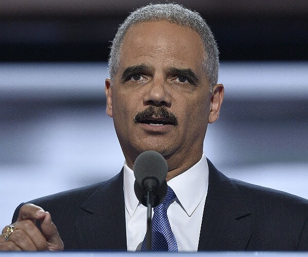 Former AG Holder: Sessions Must Have 'Guts' to Tell Trump 'No'