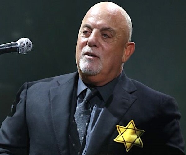 Billy Joel Dons Jewish Star of David During MSG Encore | Newsmax.com