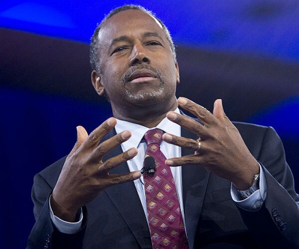 Ben Carson: Should Down-Ticket Republicans Cuddle Trump or Dump Him?