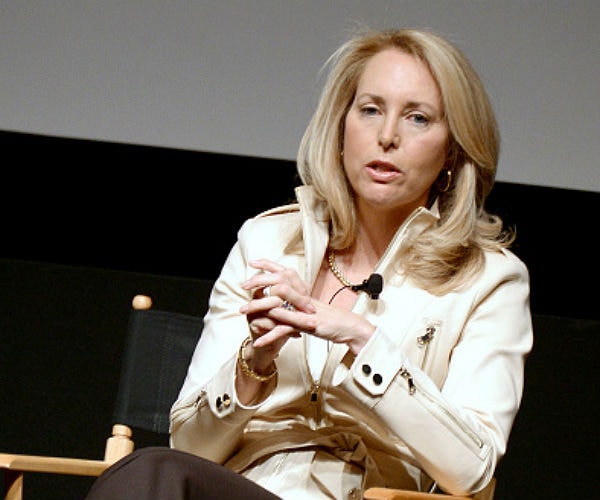 Valerie Plame's Twitter Plan: Buy It, Kick Off Trump