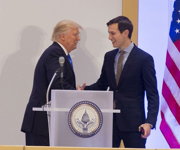 Trump's Son-in-Law Kushner Can Take White House Job, DOJ Says