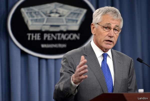 Pentagon Will Cut $1 Billion in Personnel