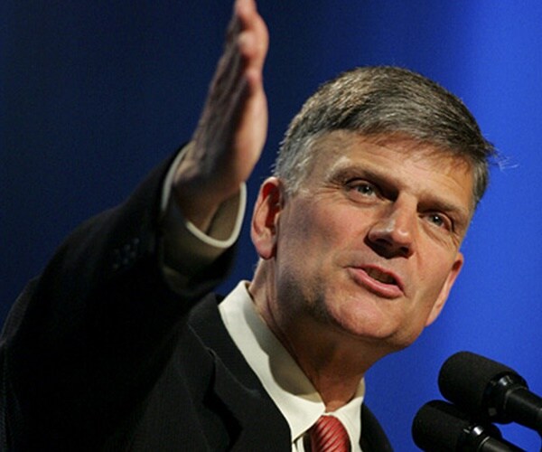  Franklin Graham: I Left GOP to Be Independent While Promoting Prayer