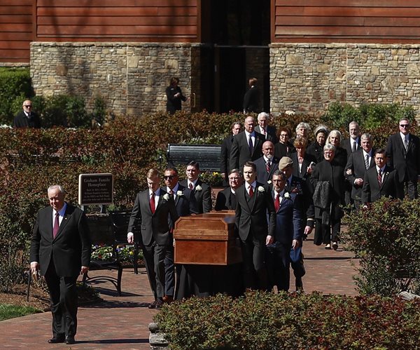 Songs, Heartfelt Words Start Funeral for Billy Graham