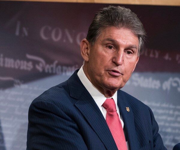 Manchin Meets With SCOTUS Nominee Kavanaugh