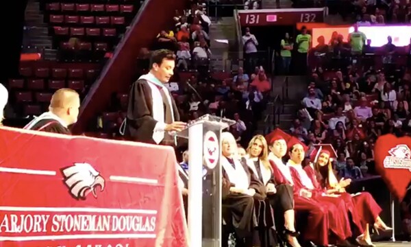 Jimmy Fallon Surprises Marjory Stoneman Douglas Graduates With Commencement Speech