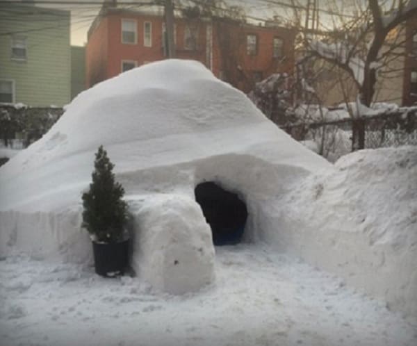 Igloo Listed on Airbnb, But Ad Doesn't Say Whether It Has AC