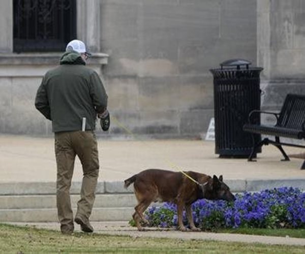 FBI: Bomb Threats That Briefly Shut Several State Capitols Likely a Hoax