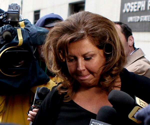 Abby Lee Miller, Dance Mom, Gets Year in Prison for Fraud