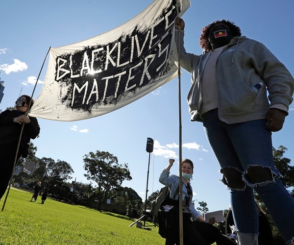 Facebook Groups Pivot to Attacks on Black Lives Matter 