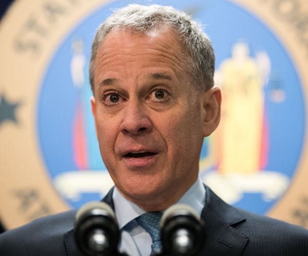 NY's Schneiderman, 5 Other State AGs Urge Rejection of Sessions for Attorney General