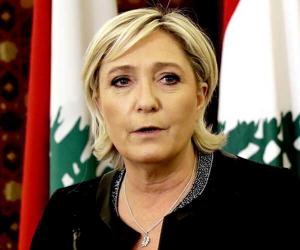 Marine Le Pen Refuses to Wear Headscarf, Cancels Islamic Leader Meeting