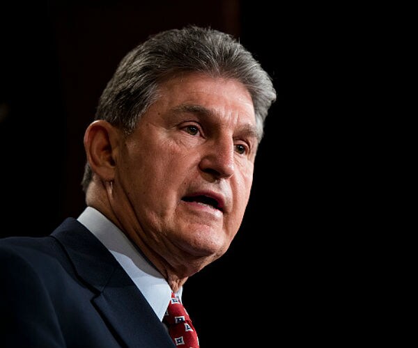 Joe Manchin Calls for Tapes of Trump's Russia Meeting