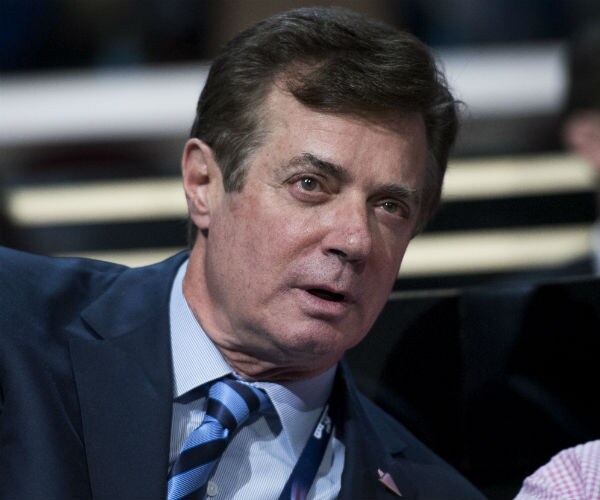 Ex-Trump Aide Manafort's Spokesman Goes Before Russia Probe Grand Jury