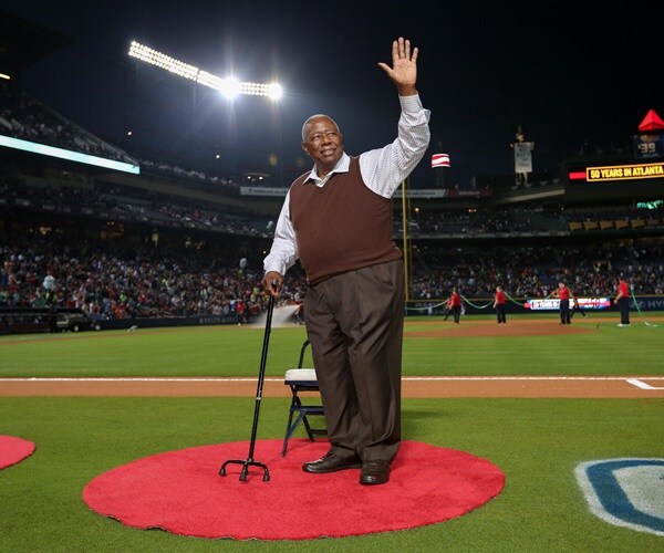 Legendary Slugger Hank Aaron Dies at Age 86