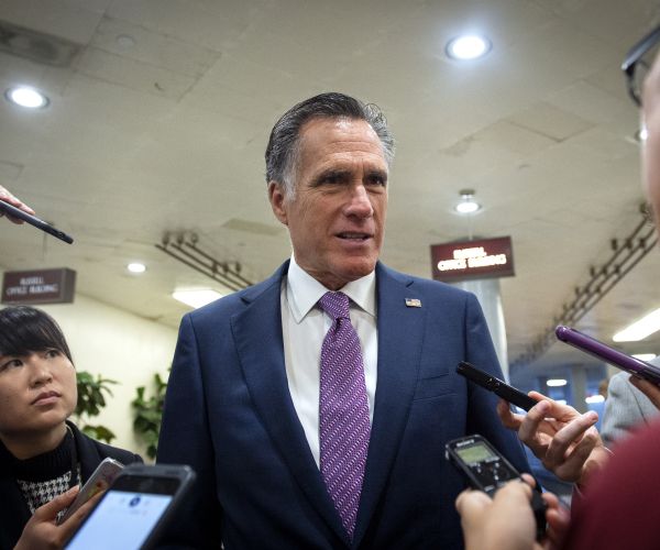 Romney: 'Unthinkable' a Candidate Would Take Dirt from Foreign Gov.