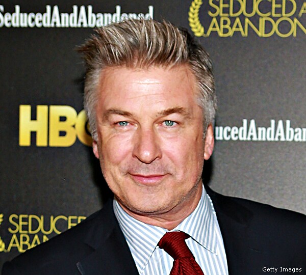 Alec Baldwin Accused of Hurling Anti-Gay Slur at Paparazzo