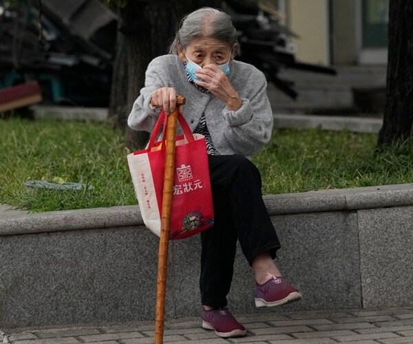 Living With Alzheimer's: China's Health Time Bomb