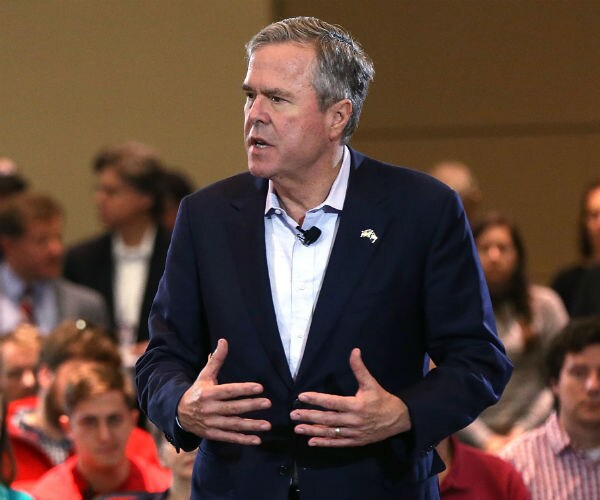 Trump Adopts Jeb Bush's 'I Will Fix It' Phrase