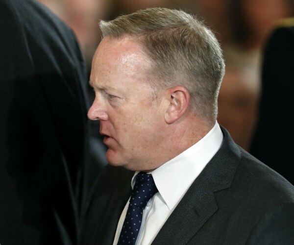 Sean Spicer Passes Press Secretary Twitter Baton Over to Sarah Sanders