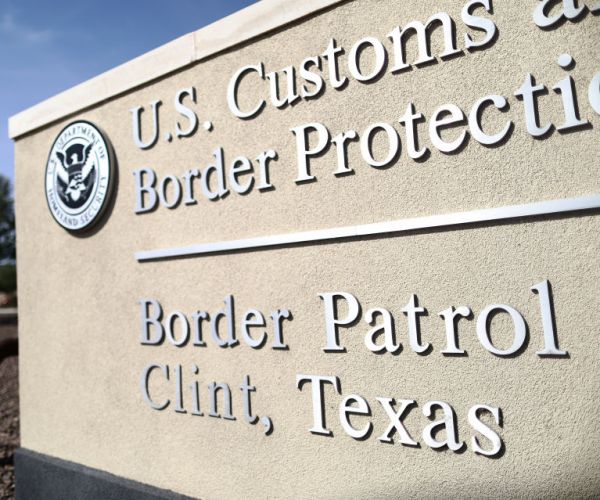 Border Patrol Head Condemns Agents' Offensive Facebook Posts