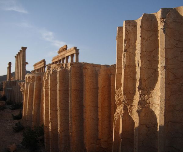 ISIS in Palmyra: Ruins Blown Up With Three Men Tied to Them