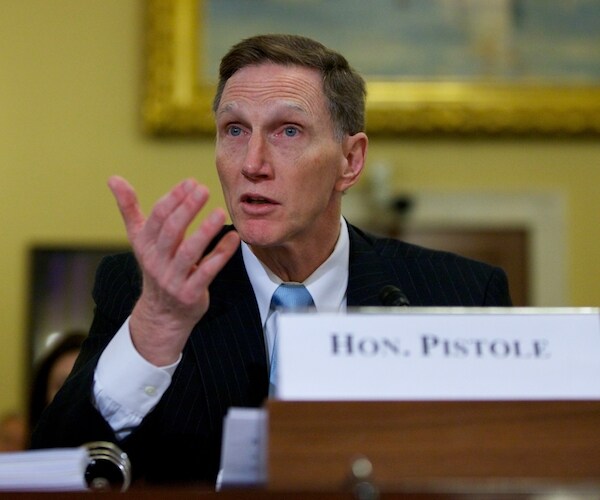 Report: Former TSA Chief Pistole in FBI Director Mix