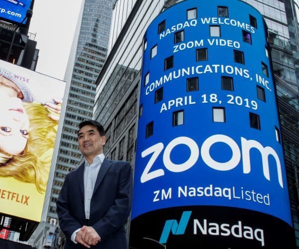 Meta, Netflix, Zoom Execs Look to Exits as Stocks Tank